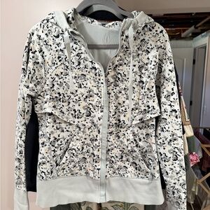 Lululemon Women’s Zip-Up Hoodie